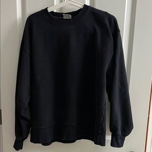Aritzia Black Women Sweatshirt